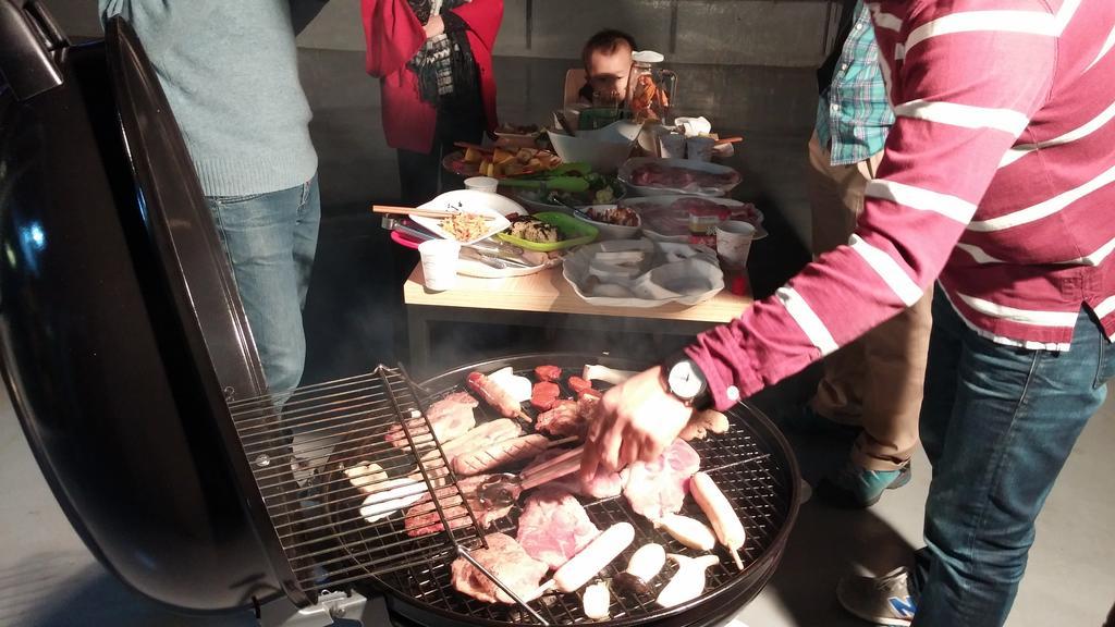 首爾 Dh新村旅舍酒店 外观 照片